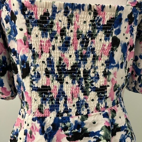 BCBGMaxAzria Women's Floral Peplum Top Size Medium - Picture 5 of 14